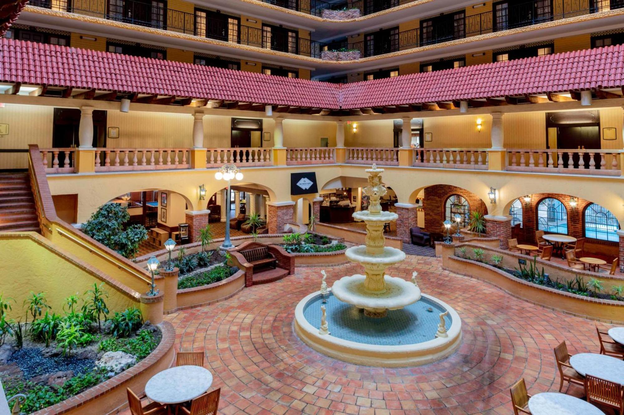 เอมบาสซี สวีตส์ แคนซัส ซิตี พลาซา Hotel แคนซัสซิตี ภายนอก รูปภาพ